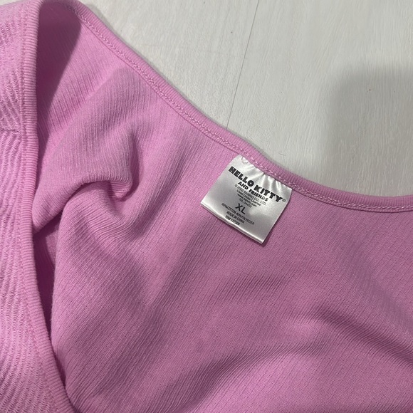 Hello kitty and friends crop top - Picture 3 of 3